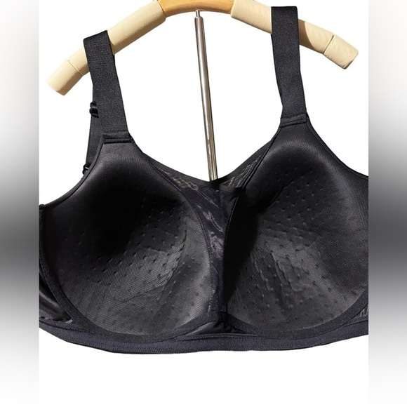 Livi Active No Wire Sports Bra size 38H - Picture 5 of 8